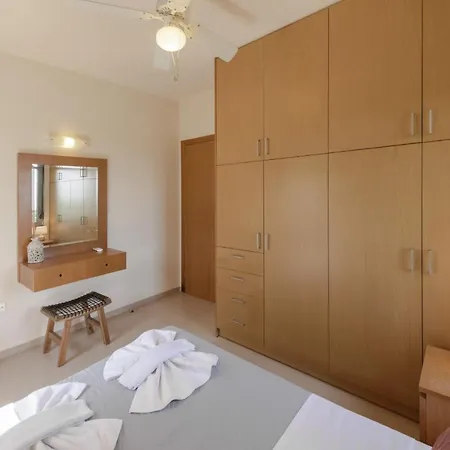 Villa Serenity - With Private Heated Pool *